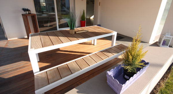 Parquet per esterni: piscine, terrazze e giardini